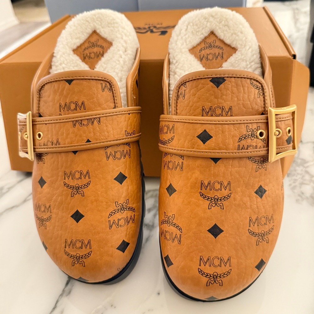 MCM Women's Cognac Visetos Shearling-lined Buckle Clogs Flat Mules Shoes Size 37 - Picture 6 of 16